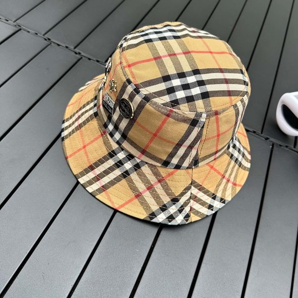 AUTHENTIC Burberry Hats main image 4